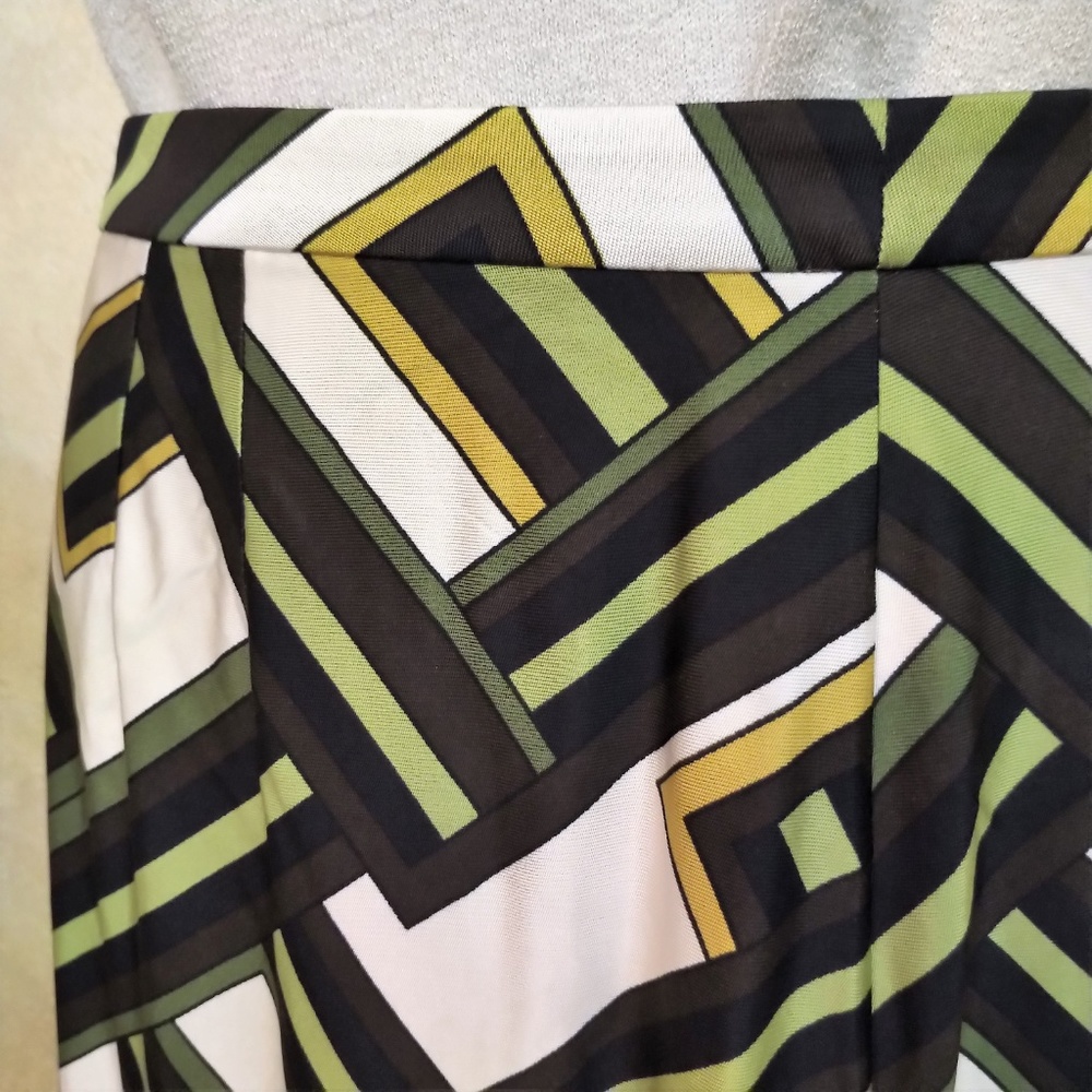 Ann Taylor Loft Skirt Like New 10 - Picture 2 of 5